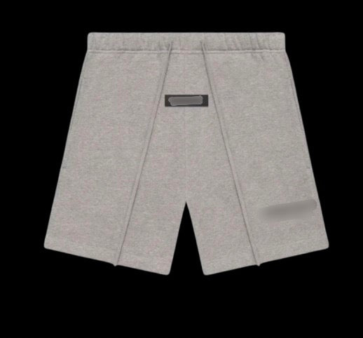 ESENTIALS SHORTS